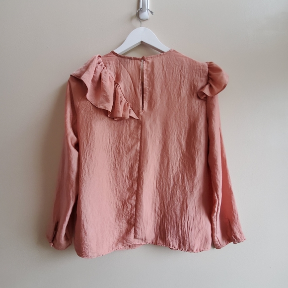 Top shop pink crinkled blouse with ruffles, small size - Picture 3 of 6